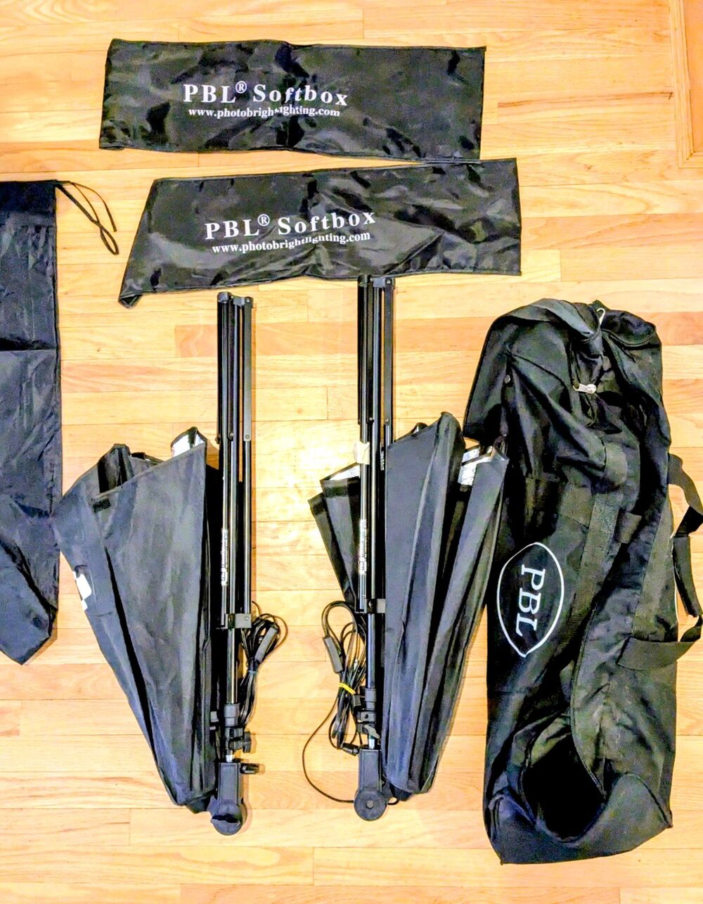2-Pc PBL Studio Photo 120Volt Light 23" x 23" Umbrella/Softbox Case Set GUC - Picture 6 of 9